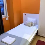 T2 In Typical In Sapadores Apartment