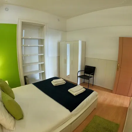 T2 In Typical In Sapadores Lisboa